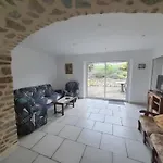 Hébergement de vacances De La Haie Bourgère *